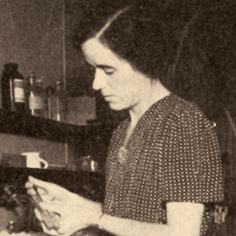 Photo of Elizabeth McCoy